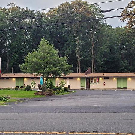 Hill Top Motel Wrightstown ภายนอก รูปภาพ